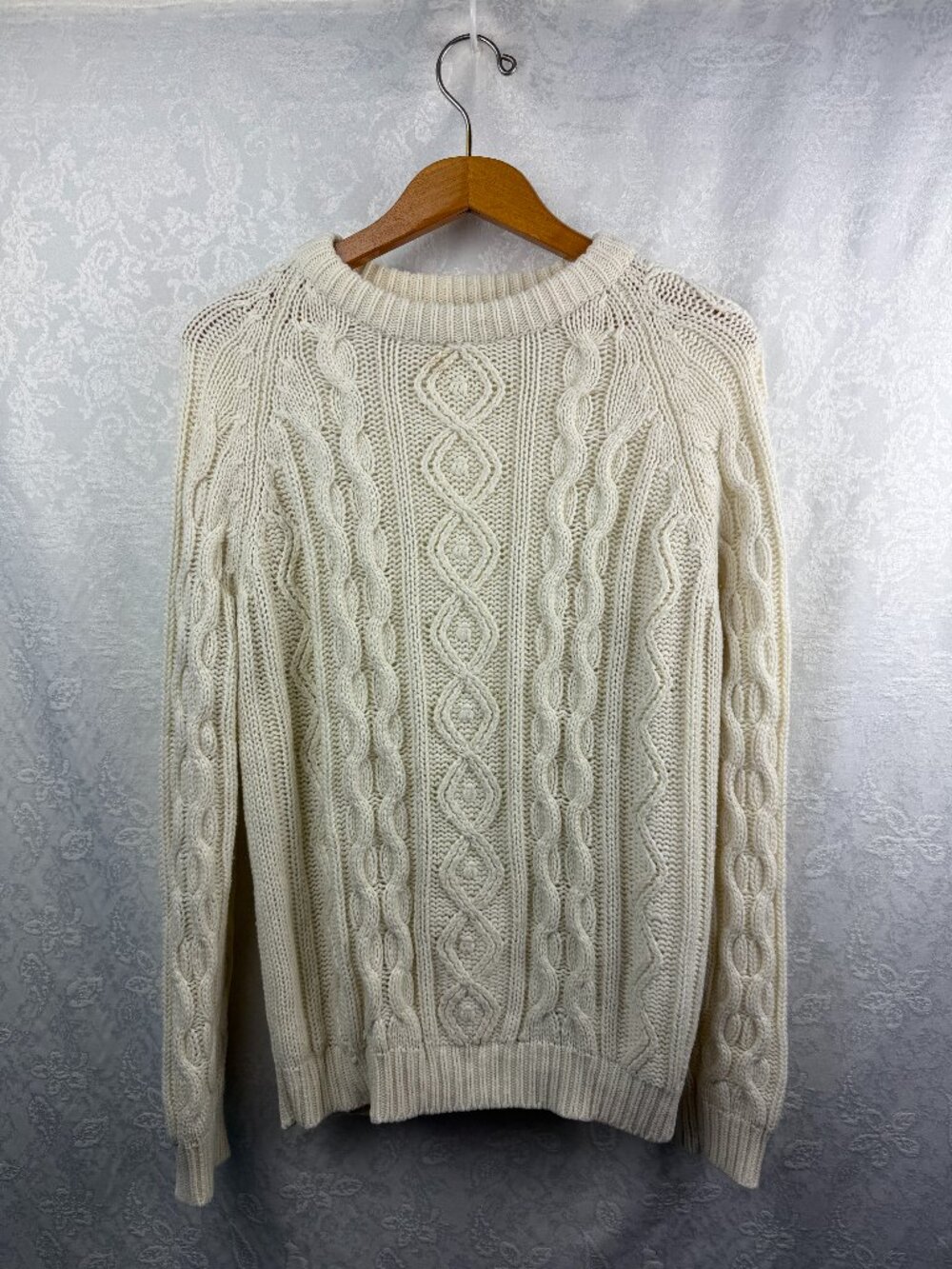 Vintage Sears The Men’s Store Cream Cable Knit Sweater Pullover Chunky Braided